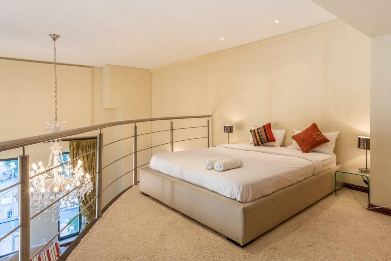 Nyc Style Downtown Duplex Apartment Cape Town Luaran gambar