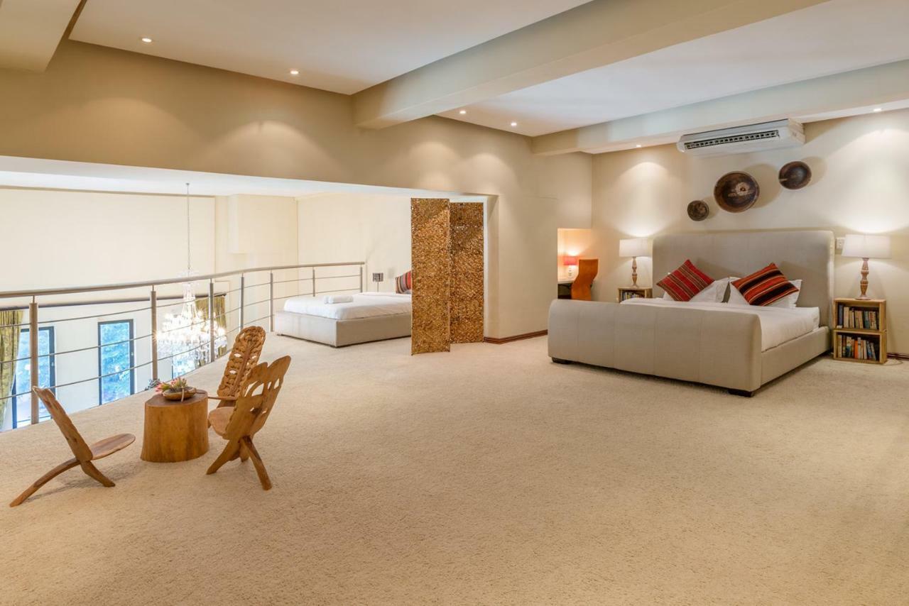 Nyc Style Downtown Duplex Apartment Cape Town Luaran gambar